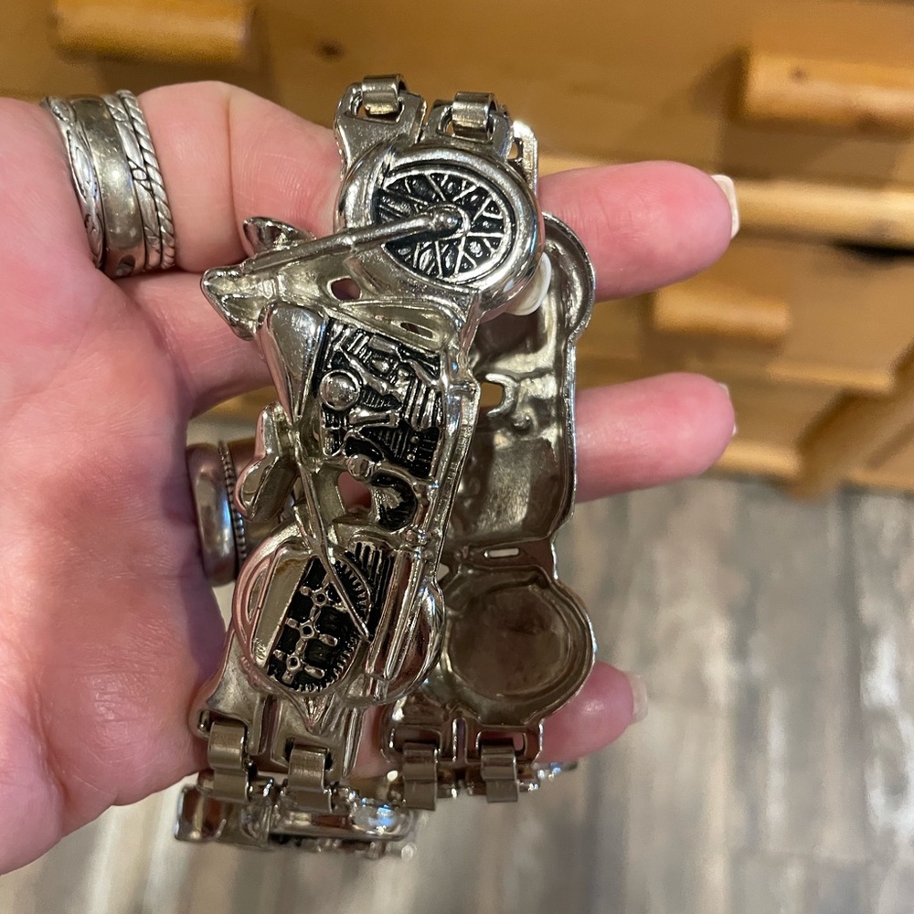 Small Motorcycle Belt - Picture 5 of 8